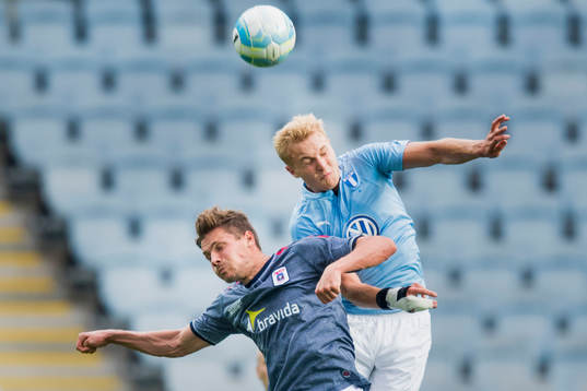 AGF Aarhus Stephan Petersen och Malmö FFs Franz Brorsson