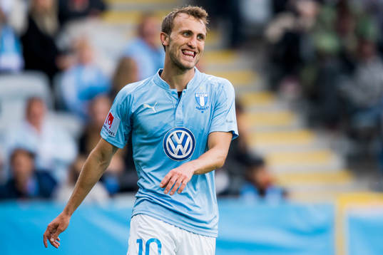 Malmö FFs Magnus Wolff Eikrem deppar