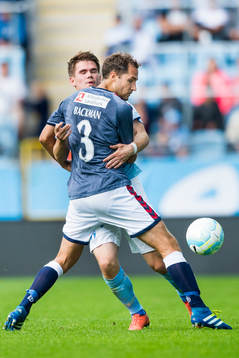 Malmö FFs Vidar Örn Kjartansson och AGF Aarhus Niklas