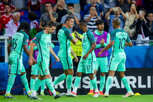 Portugals Cristiano Ronaldo jublar