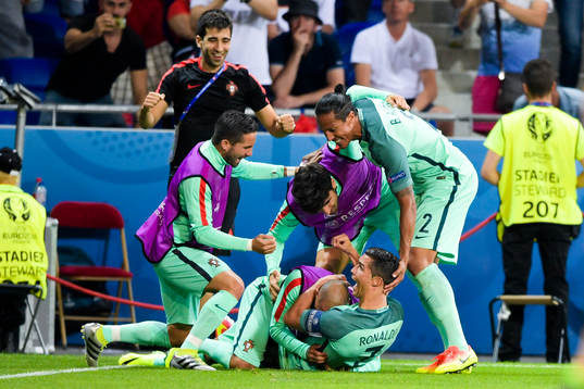 Portugals Cristiano Ronaldo jublar