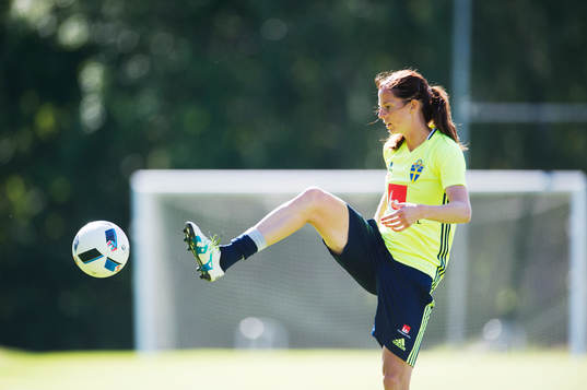 Lotta Schelin