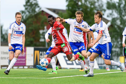 s Tetteh Komey ensam med 3st Luleåspelare