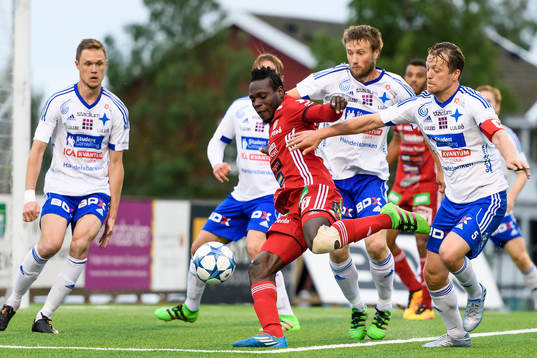 s Tetteh Komey ensam med 3st Luleåspelare