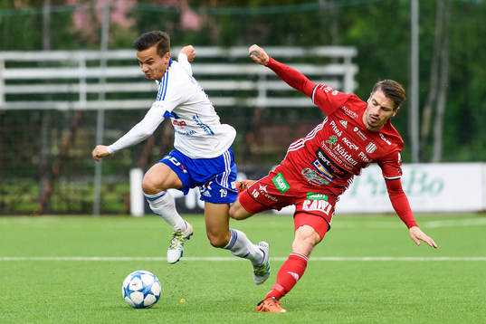 s Patrik Pettersson och Piteå:s James Burgin