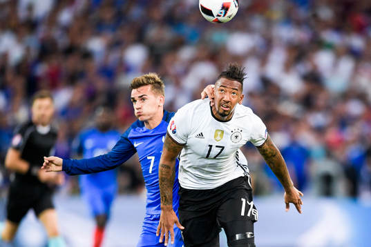 Frankrikes Antoine Griezmann och Tysklands Jerome Boateng