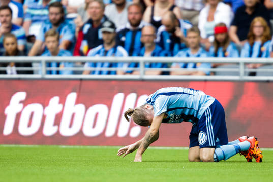 Djurgårdens Daniel Berntsen har ont