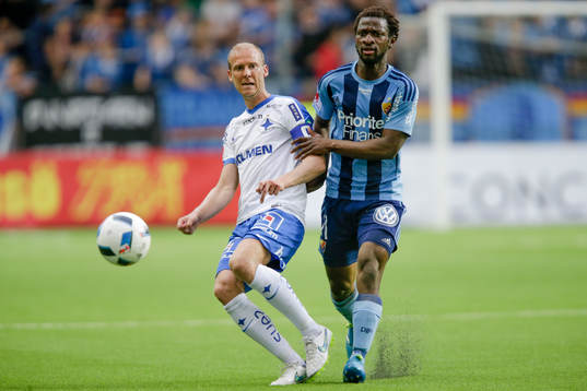 Norrköpings Andreas Johansson och Djurgårdens Amadou Jawo
