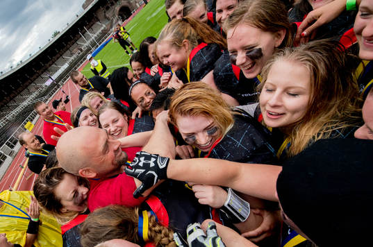 Head coachen Henrik Dahl firas av spelarna