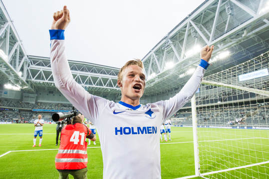 Norrköpings Nicklas Bärkroth jublar