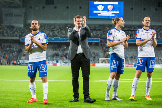 Norrköpings tränare Jens Gustafsson med Christopher Telo