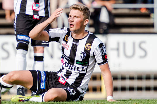 Landskronas Erik Pärsson deppar