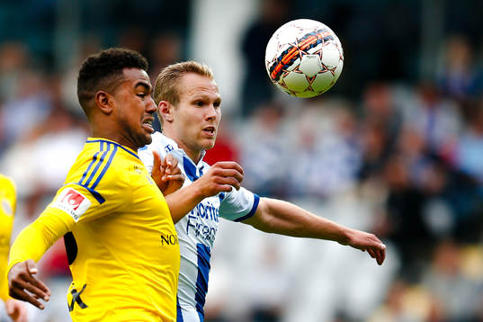 Sundsvalls Noah Sonko Sundberg  och IFK Göteborgs Gustav