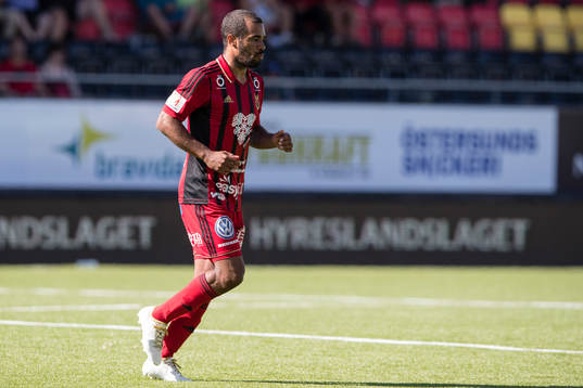 Östersunds Alex Dyer