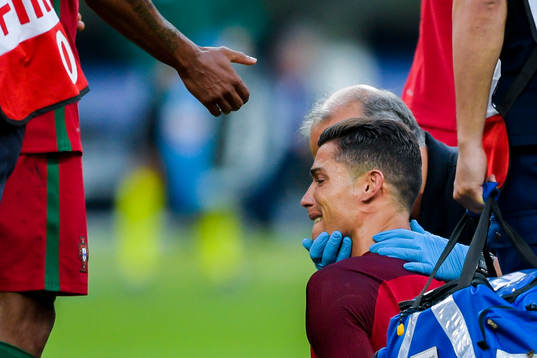 Portugals Cristiano Ronaldo i tårar när han tvingas