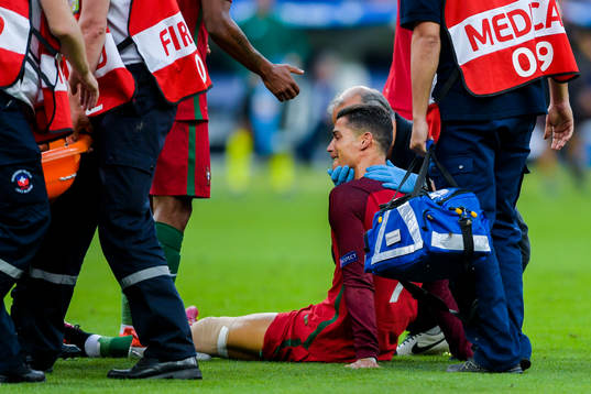 Portugals Cristiano Ronaldo i tårar när han tvingas
