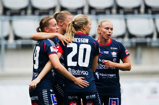 Linköpings spelare jublar