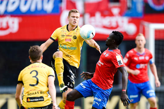 Elfsborgs Viktor Claesson och Helsingborgs Lalawélé