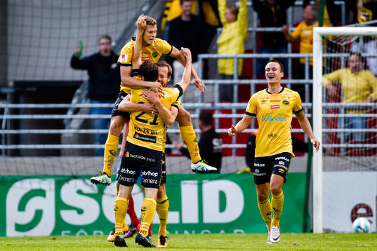 Elfsborgs spelare jublar