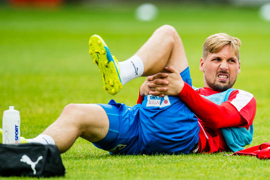 Helsingborgs Martin Christensen värmer upp