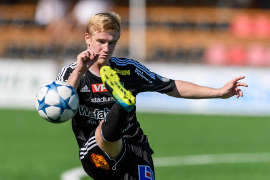 s Jesper Karlsson
