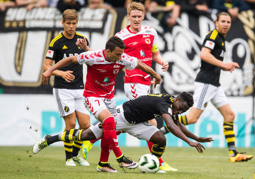 s Ebenezer Ofori och Kalmars Ismael Silva Lima