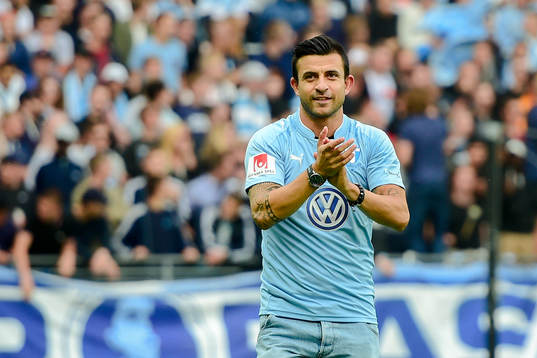 Malmö FFs nyförvärv Behrang Safari hälsas välkommen