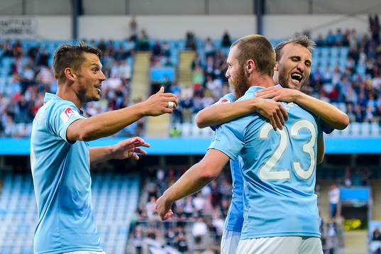 Malmö FFs Markus Rosenberg , Magnus Wolff Eikrem  och Jo