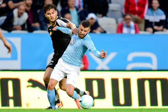 Malmö FFs Erdal Rakip och Örebros Astrit Ajdarevic