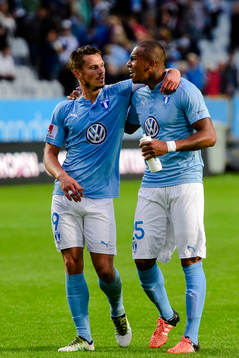Malmö FFs Markus Rosenberg och Felipe Carvalho jublar