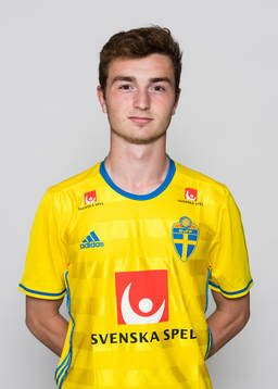 Benjamin Muminovic i P17/99-landslaget