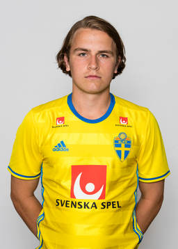 Erik Gunnarsson i P17/99-landslaget