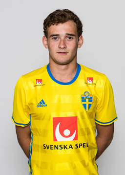 Adrian Zeka i P17/99-landslaget