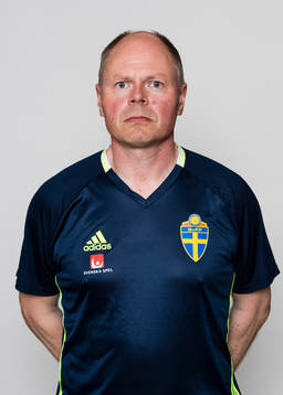 Målvaktstränare Per Engström i P17/99-landslaget