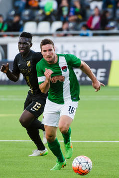 Häckens Baba Mensha och Cork Citys Gearoid Morrissey