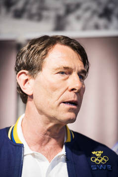Förbundskapten Håkan Ericson presenterar OS-truppen som