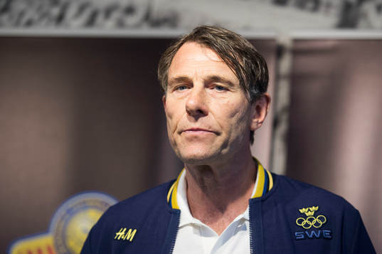 Förbundskapten Håkan Ericson presenterar OS-truppen som