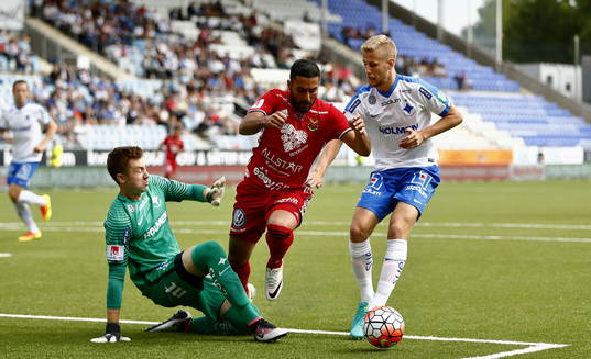 Straff blåses av domare Mohammed Al-Hakim