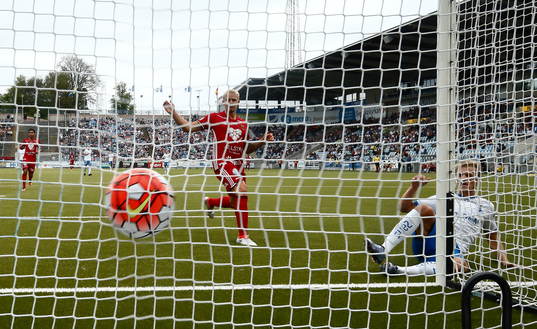 Mål 3-2 av Norrköpings Sebastian Andersson
