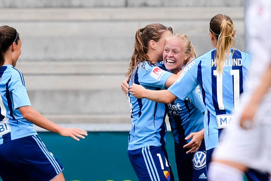 Djurgårdens Mia Jalkerud jublar