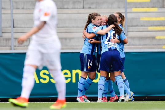 Djurgårdens Mia Jalkerud jublar