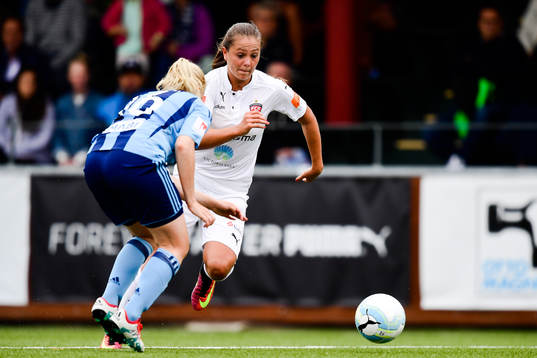 Rosengårds Lieke Martens  och Djurgårdens Sofia Nilsson