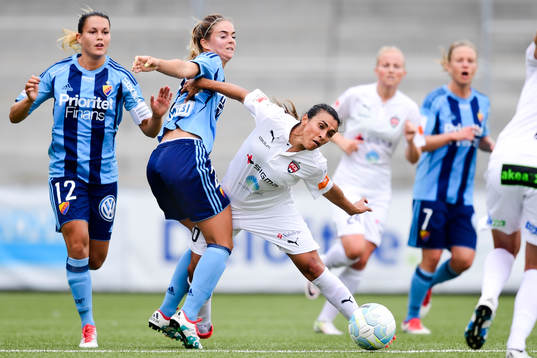 Rosengårds Marta Viera Da Silva i en kamp mot Djurgårdens