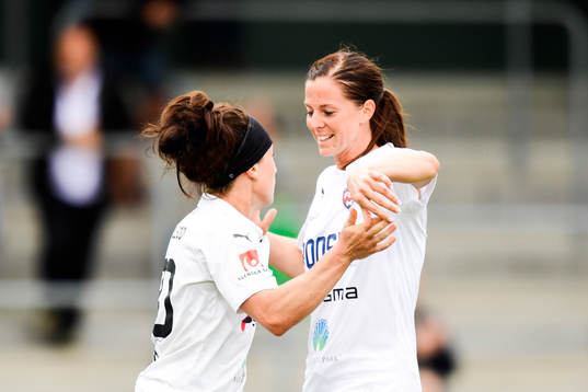 Rosengårds Lotta Schelin jublar