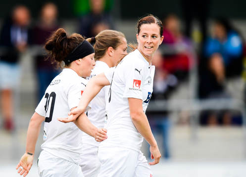 Rosengårds Lotta Schelin jublar