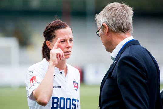 Rosengårds Lotta Schelin och VD Claes Tjebbes
