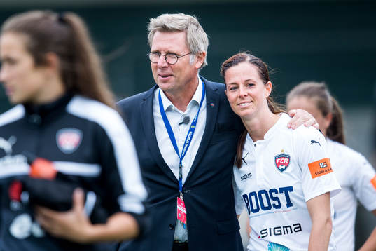 Rosengårds Lotta Schelin och VD Claes Tjebbes