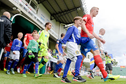 Helsingborgs Frederik Helstrup  före  fotbollsmatchen i