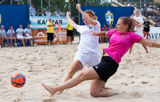 Vetlandas Matilda Carlemar och Roslagens Madeleine