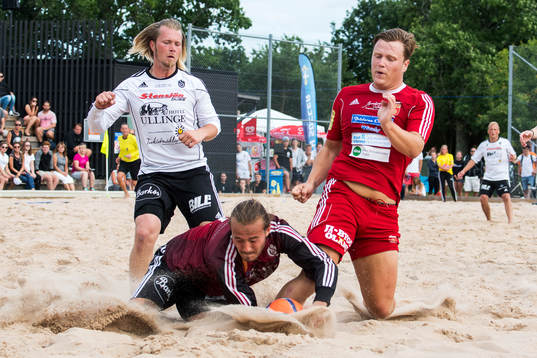 Bläddra bland fler bilder av Fotboll, Beach Soccer SM